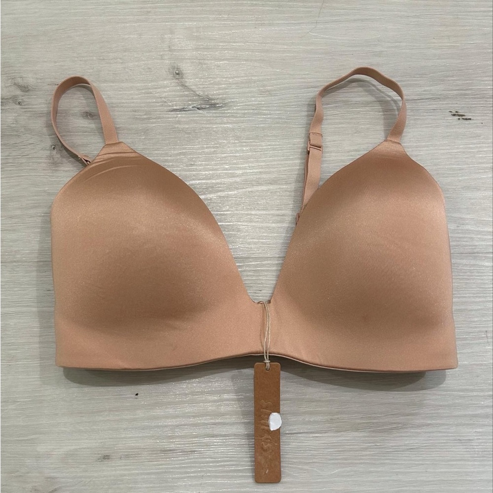 SKIMS Wireless Form Lightly Lined Bra in Clay